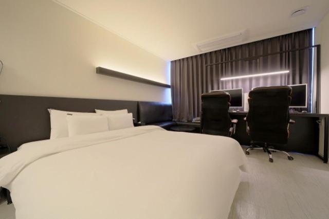 Gimpo Gray Hotel Zimmer foto